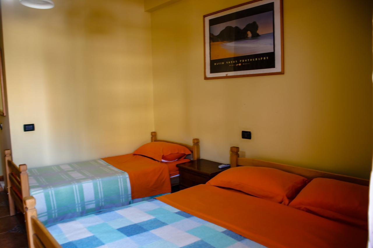 Hotel La Quercia Durrës 外观 照片